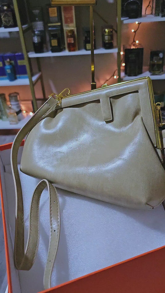 Ladies purse